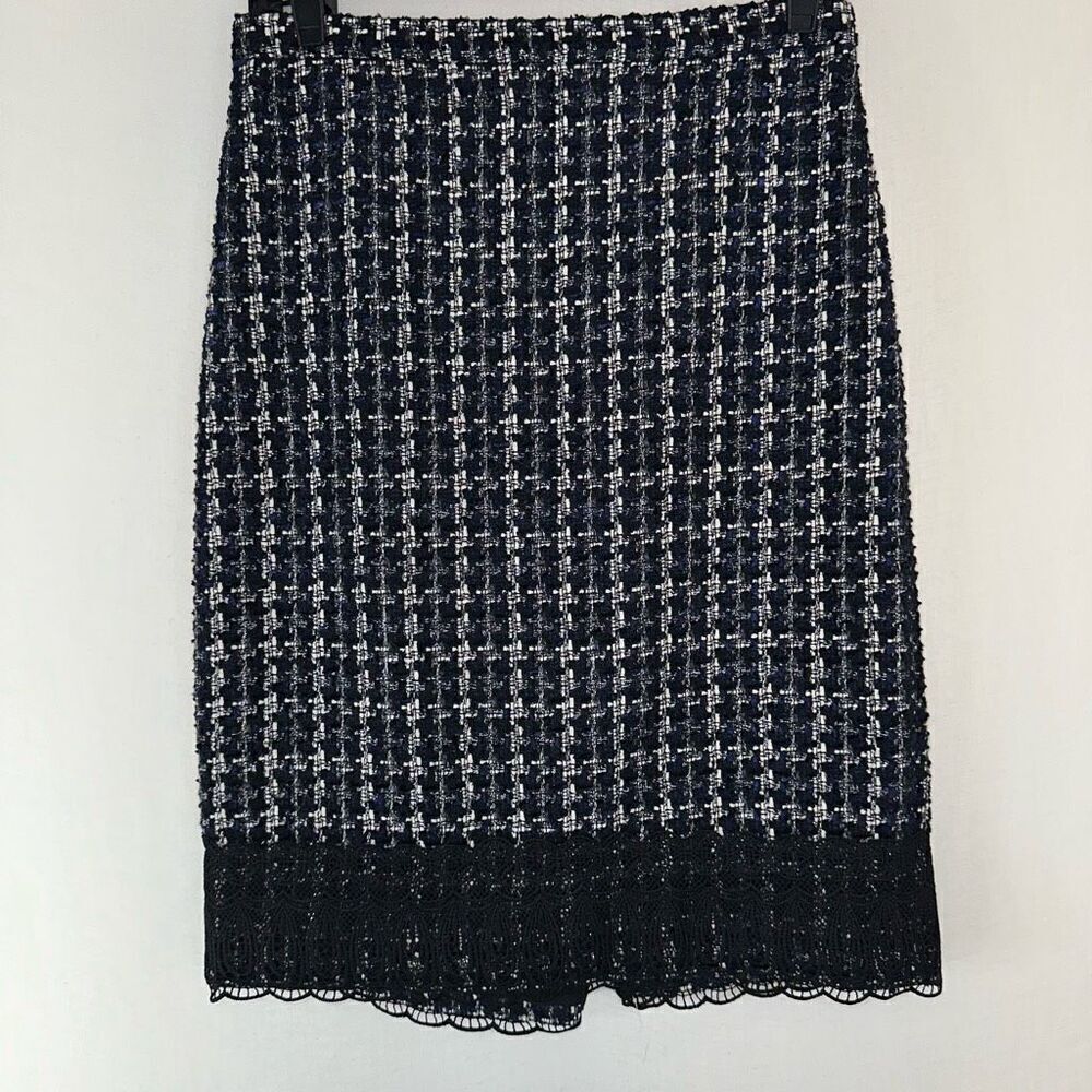 Ann Taylor Navy Tweed Pencil Skirt w Lace Trim Womens  2 Preppy Career Glam